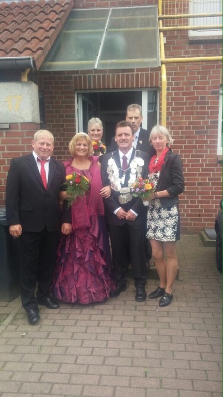 Unser aktueller Thron führt uns ins Schützenfest 2015