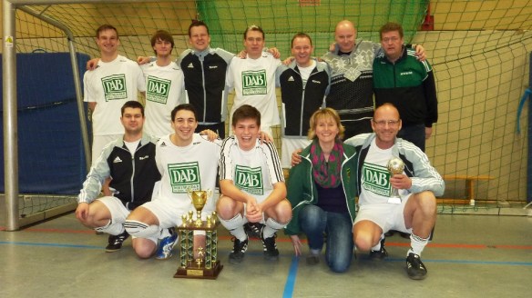 Der Titelverteidiger Börnste mit unserer Königin Steffi Becks