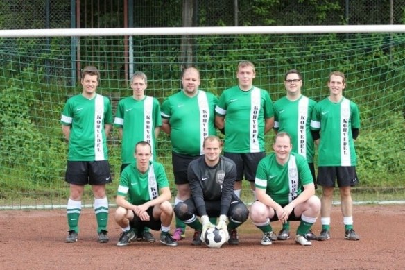 Zwar bei der WM nicht dabei. Aber mit tollen Trikots.