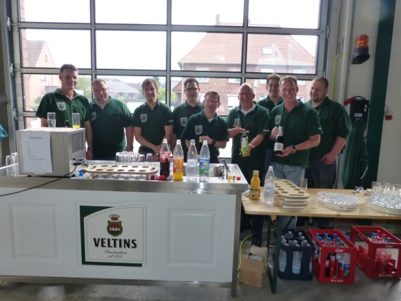 Die "hilfreichen 9" am Einsatzort