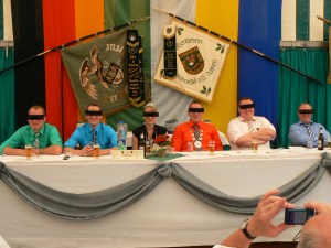 Kein Grund für Zensur! Ein toller Thron!