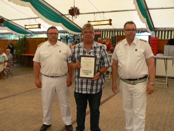 Ein emotionaler Augenblick: Der Abschied von Dieter Brox als Kommandeur