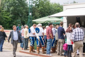 Zahlreiche Gäste beim Vogelschießen