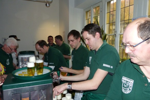 Routiniert und schnell: Die Kohvedeler haben es einfach drauf.