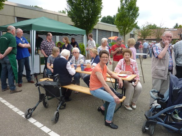 volles Haus beim Nachbarschaftsfest