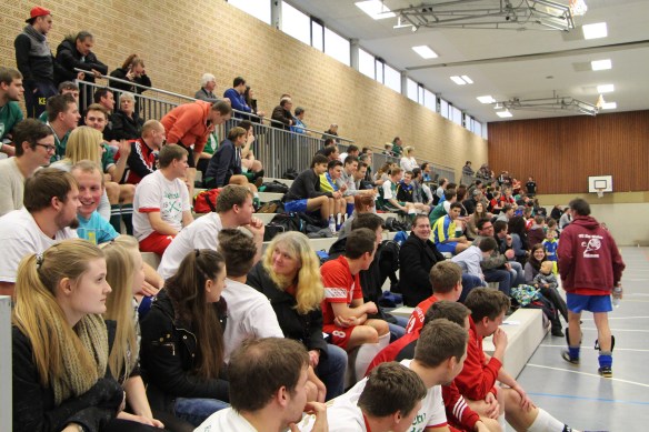 Gut gefüllt und tolle Stimmung.