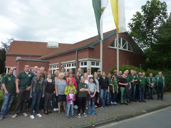 Eine rege Beteiligung und eine tolle Truppe. UNSER KOHVEDEL