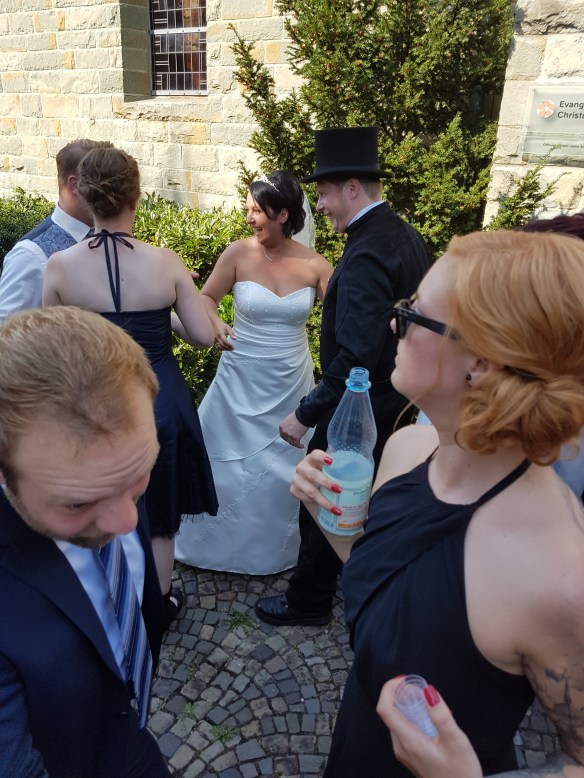 Keine Sorge....Schornis wissen sich zu benehmen. Nichts passiert.